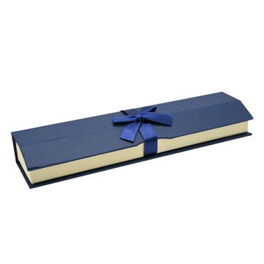 Blue and Cream Magnetic Ribbon Jewelry Bracelet Boxes