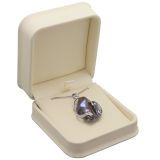 Cream Pendant Jewelry Box | Gems on Display
