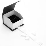 Black and White Magnetic Ribbon Jewelry Ring Boxes